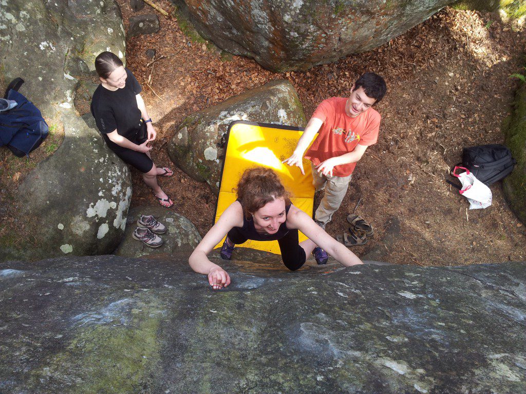 initiation-bloc-bleau-escaladindoor-rocher-canon