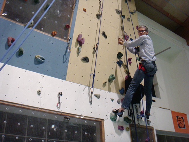 escalad-indoor-paris-club-ffme-equipement